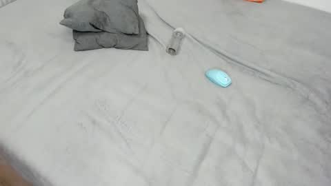 Raveneusbiter online show from February 3, 6:57 pm