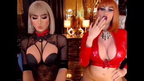 ravenmystiquex online show from May 25, 1:00 am