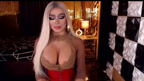 ravenmystiquex online show from June 21, 12:41 pm