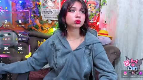 Snapshot of ravenn_20 chatting on May 20, 11:27 am RavenN online show from May 20, 11:27 am