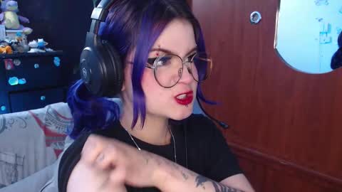 Snapshot of raventh_ chatting on October 18, 11:44 am raventh_ online show from October 18, 11:44 am