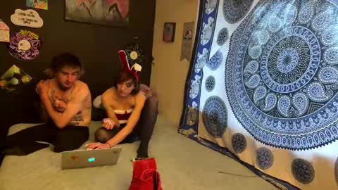 ravenxbeastie online show from February 15, 1:52 pm