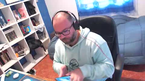 ravingr3d3 online show from March 23, 10:30 am