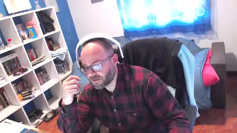 ravingr3d3 online show from March 24, 2:44 pm