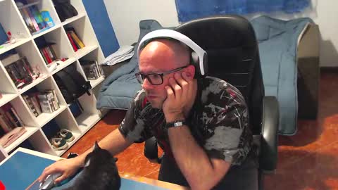 Snapshot of ravingr3d3 chatting on April 30, 11:09 pm ravingr3d3 online show from April 30, 11:09 pm