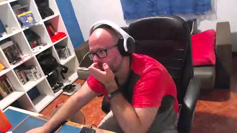 Snapshot of ravingr3d3 chatting on June 22, 9:12 pm ravingr3d3 online show from June 22, 9:12 pm