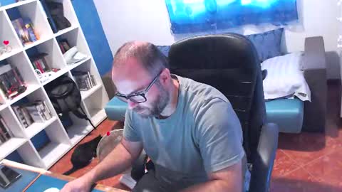 Snapshot of ravingr3d3 chatting on July 15, 8:08 am ravingr3d3 online show from July 15, 8:08 am
