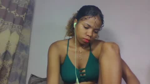 ravomamy online show from November 4, 2:05 pm