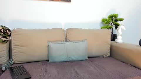 Adam online show from January 14, 5:35 am