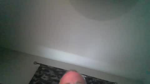 Snapshot of rawdogrobert39 chatting on October 18, 12:24 am rawdogrobert39 online show from October 18, 12:24 am