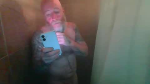 Snapshot of rawdogrobert39 chatting on October 29, 9:05 pm rawdogrobert39 online show from October 29, 9:05 pm