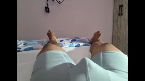 Snapshot of ray_rey1210 chatting on March 3, 12:17 am ray_rey1210 online show from March 3, 12:17 am