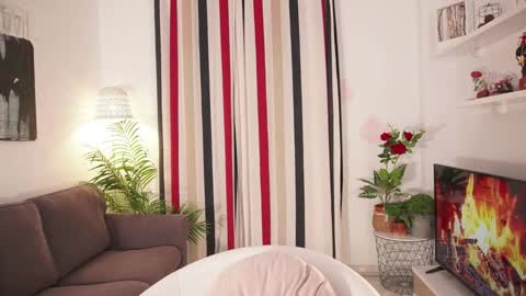 Snapshot of raychell_black chatting on April 27, 4:38 pm Raychell Black online show from April 27, 4:38 pm