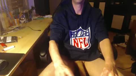 Snapshot of raymann8 chatting on March 6, 8:16 pm Ray online show from March 6, 8:16 pm