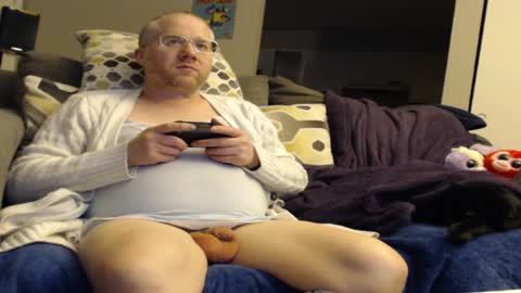 Snapshot of raymondsun chatting on January 6, 1:09 am Sunshine Ray online show from January 6, 1:09 am