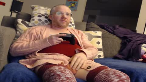 Snapshot of raymondsun chatting on January 10, 1:42 am Sunshine Ray online show from January 10, 1:42 am