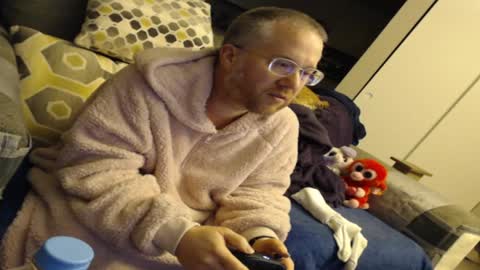 Snapshot of raymondsun chatting on January 22, 1:42 am Sunshine Ray online show from January 22, 1:42 am