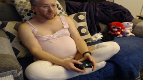 Snapshot of raymondsun chatting on February 3, 12:47 am Sunshine Ray online show from February 3, 12:47 am