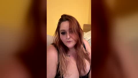 Rayne online show from May 3, 1:00 am