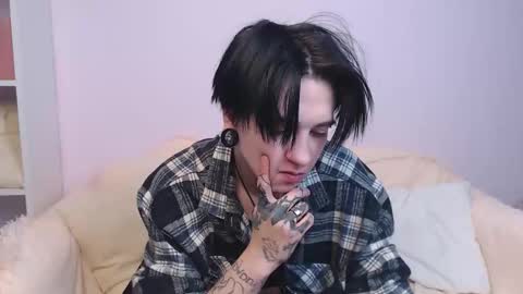 Ray online show from February 3, 6:40 am