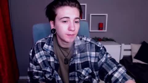 Ray online show from February 8, 5:33 am