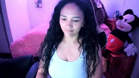 Danna online show from March 25, 3:51 pm