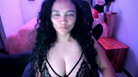 Danna online show from April 12, 4:28 am