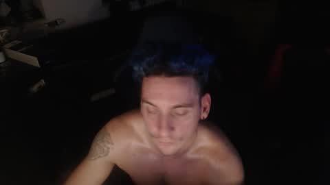 Rayzel online show from December 4, 11:46 pm