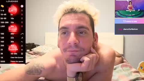 Snapshot of rayzel_white chatting on July 13, 9:06 pm Rayzel White online show from July 13, 9:06 pm