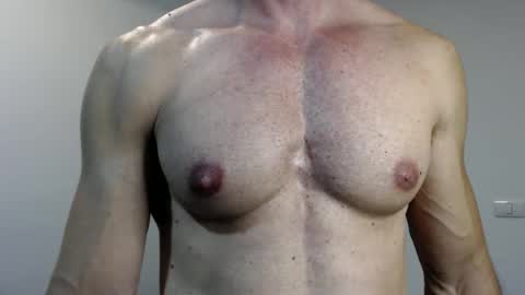 razorramon13 online show from December 31, 9:53 am