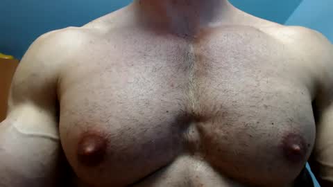 razorramon13 online show from June 27, 9:36 am