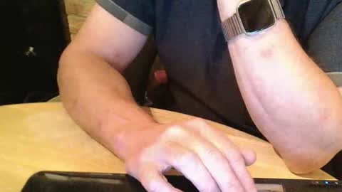 Snapshot of rdrew chatting on October 14, 8:09 pm rdrew online show from October 14, 8:09 pm