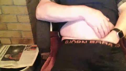Snapshot of rdrew chatting on May 7, 9:20 pm rdrew online show from May 7, 9:20 pm