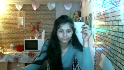 Snapshot of real_coupl3 chatting on May 10, 6:40 am real_coupl3 online show from May 10, 6:40 am