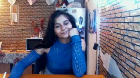 Snapshot of real_coupl3 chatting on May 21, 6:53 am real_coupl3 online show from May 21, 6:53 am