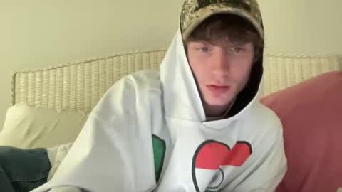 Snapshot of realbeaumance chatting on March 30, 3:57 pm realbeaumance online show from March 30, 3:57 pm