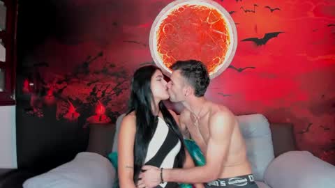 realcouple18_ online show from April 25, 9:34 pm