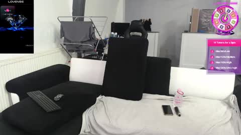 Snapshot of reallyman7 chatting on February 15, 2:26 am Ask me online show from February 15, 2:26 am