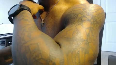 Snapshot of realreyblack chatting on September 29, 6:24 pm Rey online show from September 29, 6:24 pm