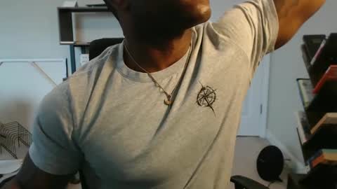 Snapshot of realreyblack chatting on October 2, 7:21 pm Rey online show from October 2, 7:21 pm