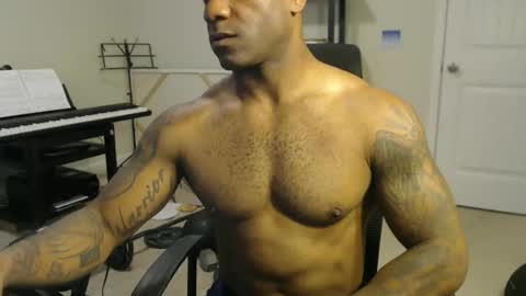 Snapshot of realreyblack chatting on October 12, 3:00 pm Rey online show from October 12, 3:00 pm