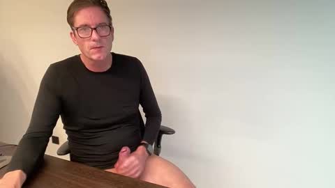 realstuff_ online show from November 27, 9:44 am