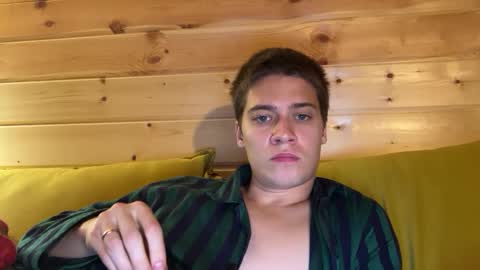 Snapshot of realsupermichael chatting on September 26, 7:29 pm AliceEve online show from September 26, 7:29 pm