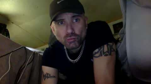 Snapshot of realzilla69 chatting on December 3, 7:10 am realzilla69 online show from December 3, 7:10 am