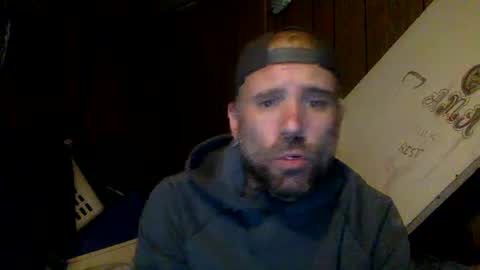 Snapshot of realzilla69 chatting on February 14, 8:10 am realzilla69 online show from February 14, 8:10 am