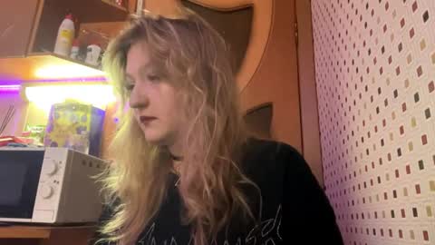 olivia online show from March 31, 9:43 am