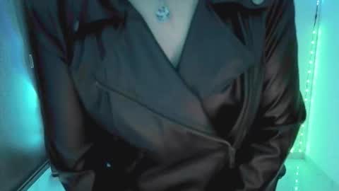 Rebbeca online show from February 28, 9:43 am