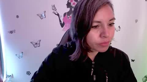 Snapshot of rebbeca09 chatting on April 21, 12:44 pm Rebbeca online show from April 21, 12:44 pm