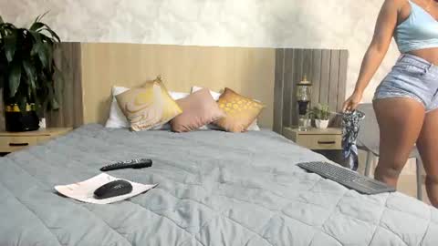 Snapshot of rebeca_cortez1 chatting on July 3, 2:34 pm I invite you to my birthday on November 3th online show from July 3, 2:34 pm