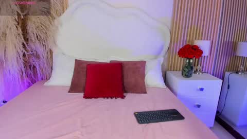 Snapshot of rebeca_taylor_ chatting on May 10, 12:10 pm rebeca_taylor_ online show from May 10, 12:10 pm